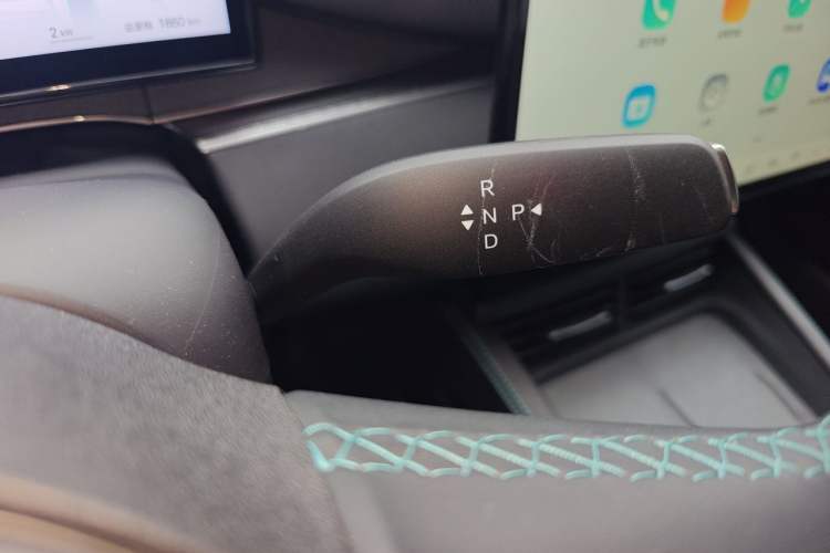 Used BYD Seal 06 DM-i Touring 2025 DM-i Touring High-End Model Gear Lever