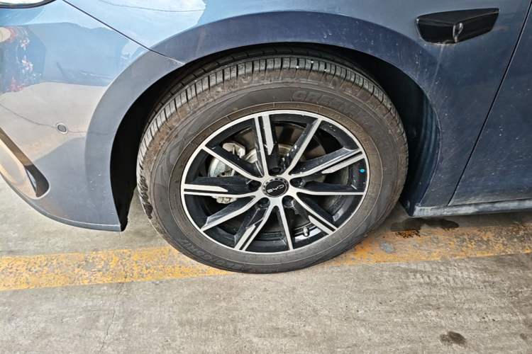Used BYD Seal 06 DM-i Touring 2025 DM-i 80KM Prestigious Edition Left Front Wheel Hub