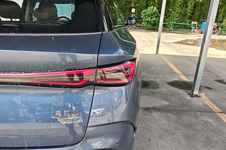 Used BYD Seal 06 DM-i Touring 2025 DM-i 80KM Prestigious Edition Right Rear Taillight