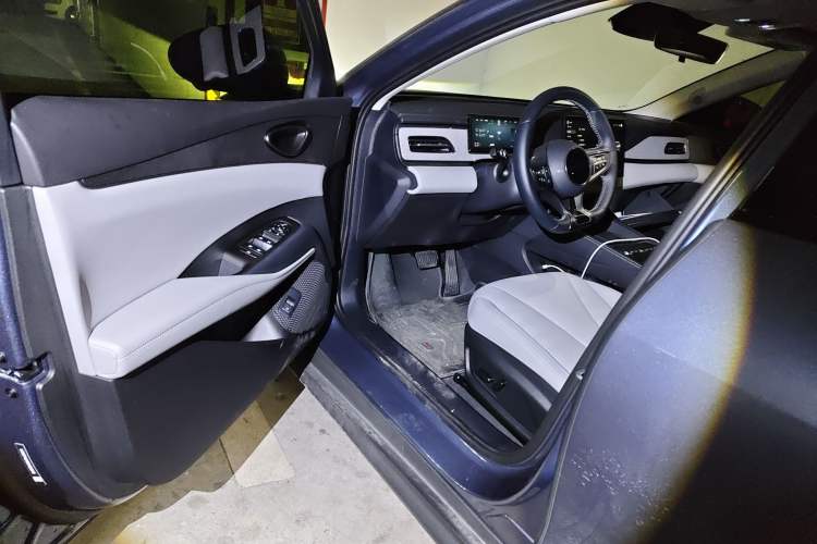 Used BYD Seal 06 DM-i Touring 2025 Model DM-i 150KM Deluxe Driver Seat