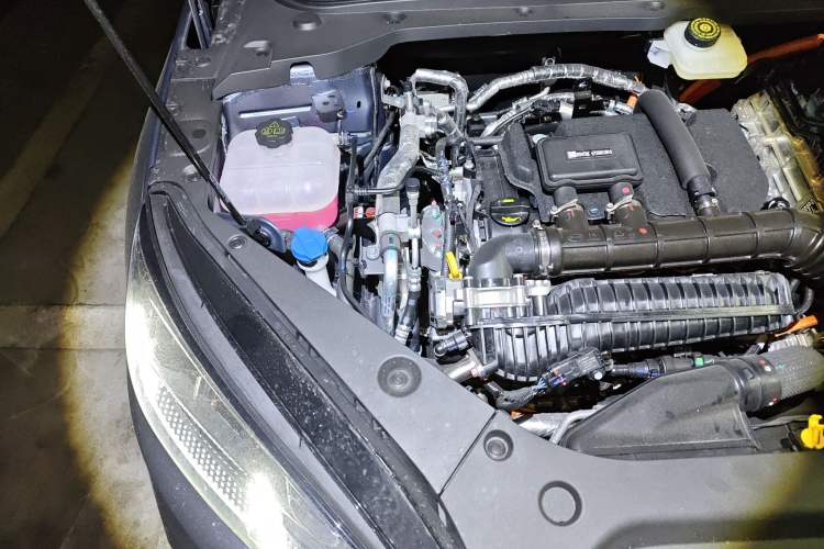 Used BYD Seal 06 DM-i Touring 2025 Model DM-i 150KM Deluxe Engine Bay Right