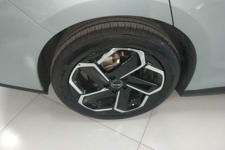 Used BYD Seal 06 DM-i Touring 2025 DM-i Touring High-End Model Exterior 5