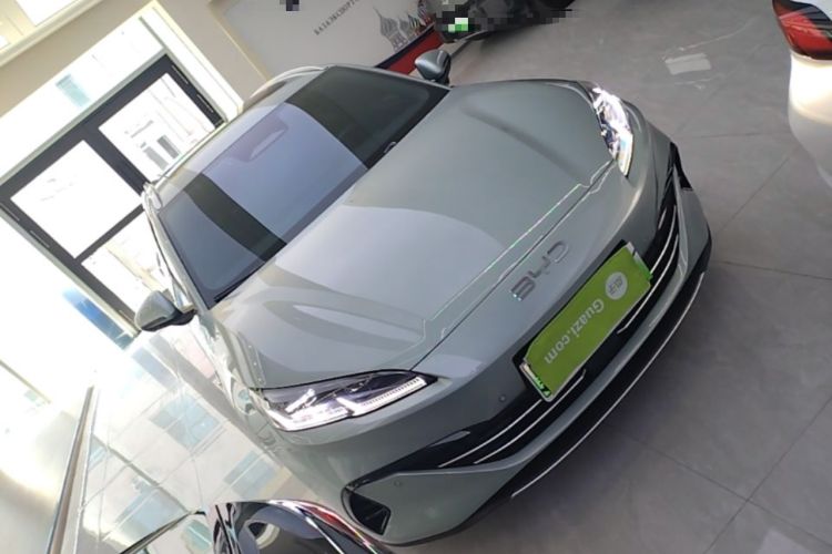 Used BYD Seal 06 DM-i Touring 2025 DM-i Touring High-End Model Front Right 45 Deg