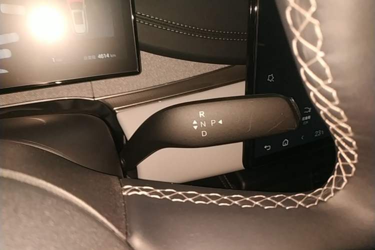 Used BYD Seal 06 DM-i Touring 2025 DM-i Touring High-End Model Gear Lever
