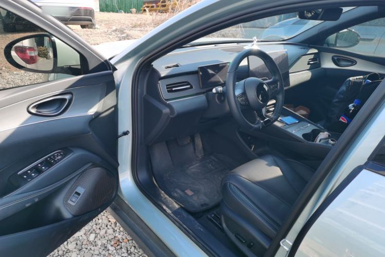Used BYD Seal 06 DM-i Touring 2025 DM-i Touring High-End Model Interior 3