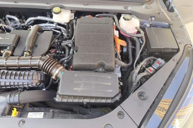 Used BYD Seal 06 DM-i Touring 2025 DM-i Touring High-End Model Engine Bay Left