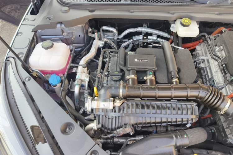 Used BYD Seal 06 DM-i Touring 2025 DM-i Touring High-End Model Engine Bay Right