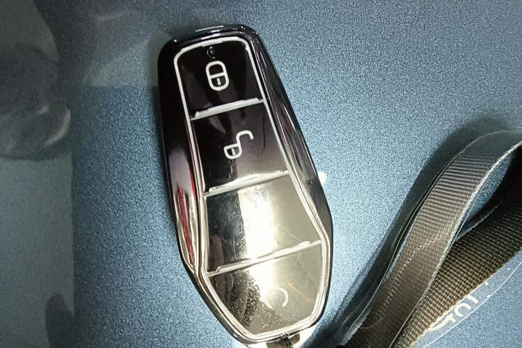 Used BYD Seal 06 DM-i Touring 2025 Model DM-i 150KM Deluxe Interior 1