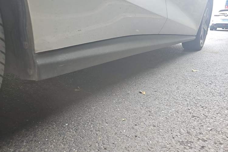 Used BYD Seal 06 DM-i Touring 2025 DM-i Touring High-End Model Right Side Sill