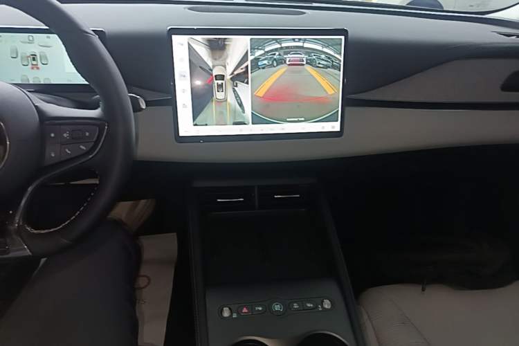 Used BYD Seal 06 DM-i Touring 2025 Model DM-i 150KM Deluxe Audio And AC Panel