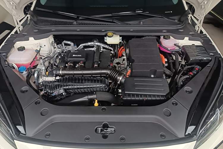 Used BYD Seal 06 DM-i Touring 2025 Model DM-i 150KM Deluxe Engine Bay