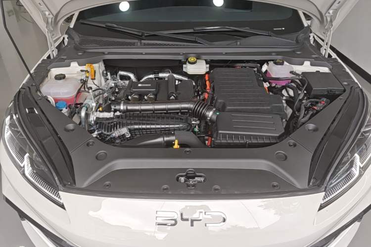 Used BYD Seal 06 DM-i Touring 2025 DM-i 80KM Prestigious Edition Engine Bay