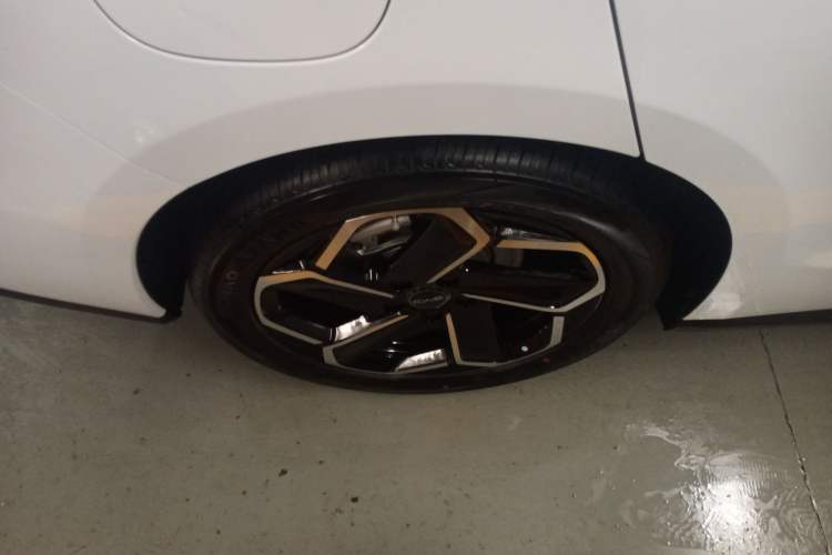 Used BYD Seal 06 DM-i Touring 2025 DM-i Touring High-End Model Exterior 5