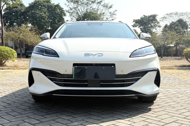 Used BYD Seal 06 DM-i Touring 2025 DM-i Touring High-End Model Exterior 7