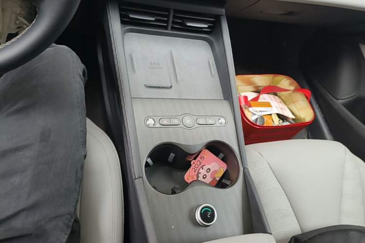 Used BYD Seal 06 DM-i Touring 2025 DM-i 80KM Prestigious Edition Gear Lever