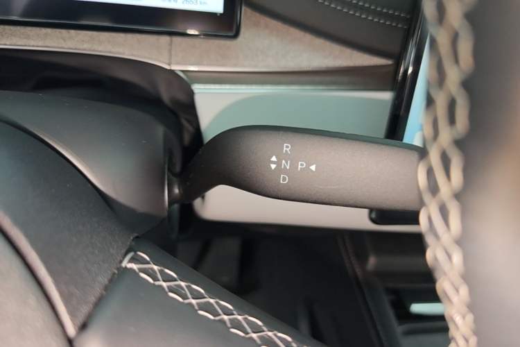 Used BYD Seal 06 DM-i Touring 2025 DM-i Touring High-End Model Gear Lever