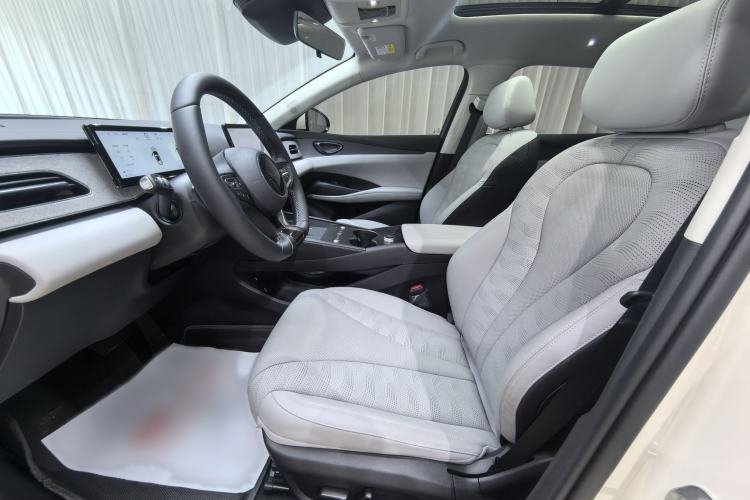 Used BYD Seal 06 DM-i Touring 2025 Model DM-i 150KM Deluxe Interior 1