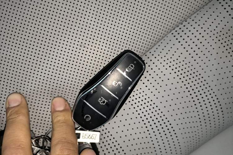 Used BYD Seal 06 DM-i Touring 2025 DM-i Touring High-End Model Interior 1