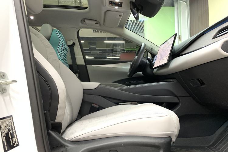 Used BYD Seal 06 DM-i Touring 2025 DM-i Touring High-End Model Interior 4
