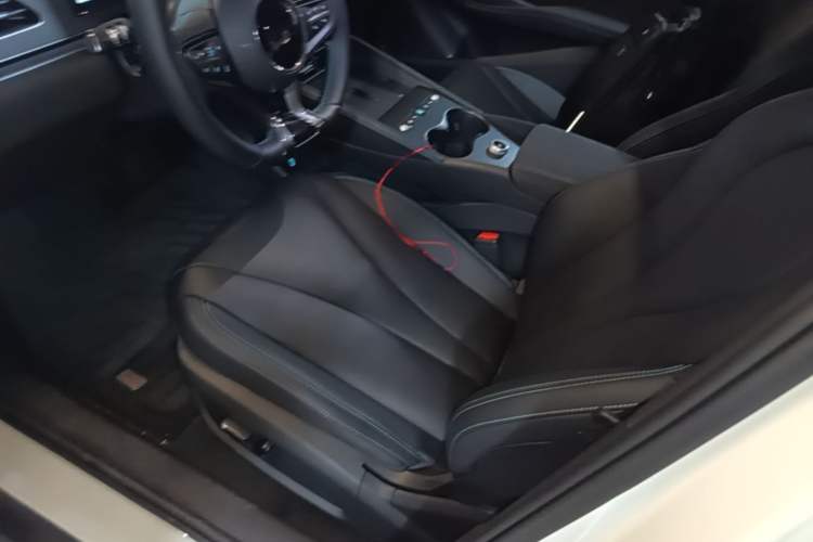 Used BYD Seal 06 DM-i Touring 2025 Model DM-i 150KM Deluxe Left Front Seat