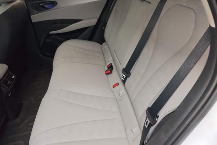 Used BYD Seal 06 DM-i Touring 2025 DM-i Touring High-End Model Left Rear Seat