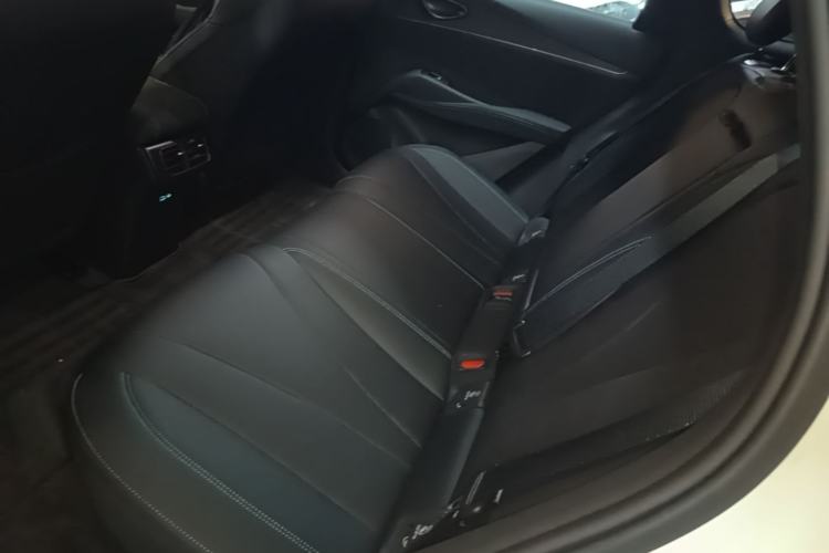 Used BYD Seal 06 DM-i Touring 2025 Model DM-i 150KM Deluxe Left Rear Seat