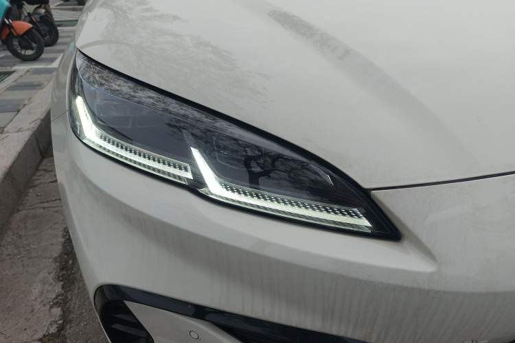 Used BYD Seal 06 DM-i Touring 2025 DM-i 80KM Prestigious Edition Right Front Headlight