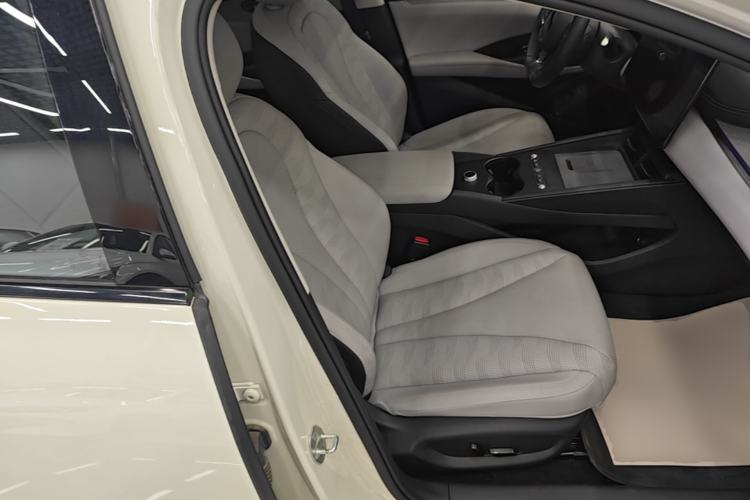 Used BYD Seal 06 DM-i Touring 2025 DM-i Touring High-End Model Right Front Seat