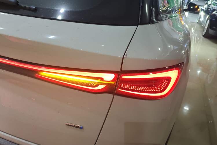 Used BYD Seal 06 DM-i Touring 2025 DM-i 80KM Prestigious Edition Right Rear Taillight