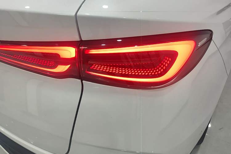 Used BYD Seal 06 DM-i Touring 2025 DM-i Touring High-End Model Right Rear Taillight