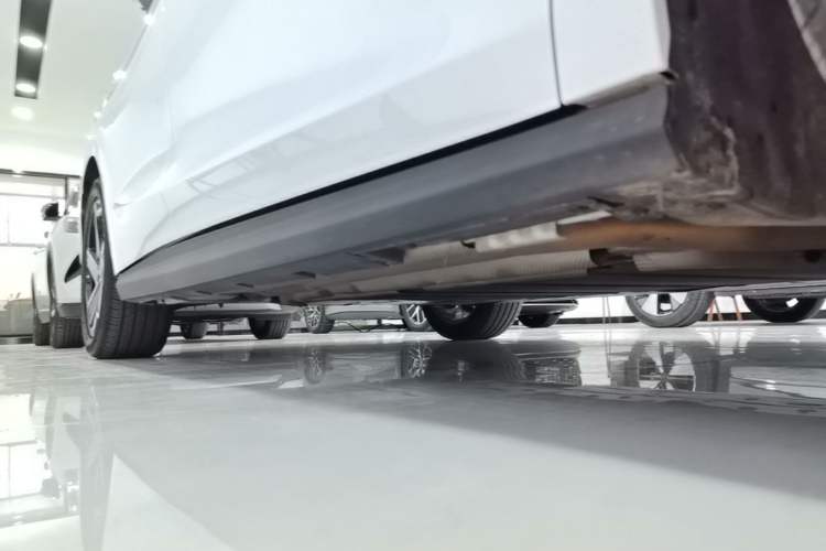 Used BYD Seal 06 DM-i Touring 2025 DM-i Touring High-End Model Right Side Sill