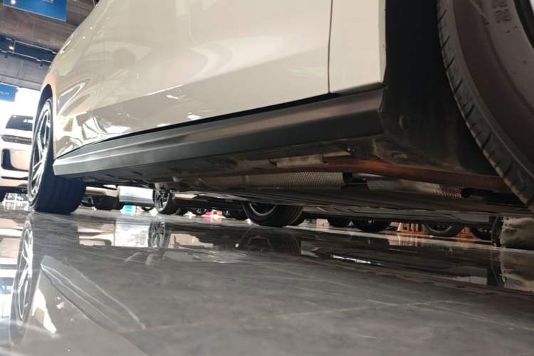 Used BYD Seal 06 DM-i Touring 2025 DM-i Touring High-End Model Right Side Sill