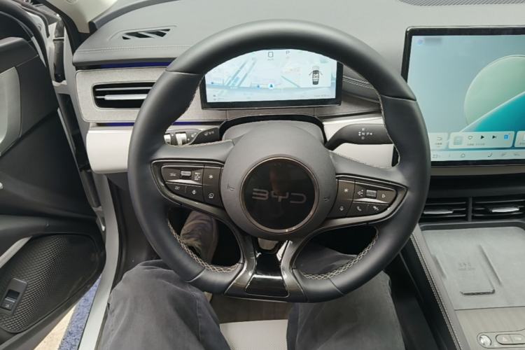 Used BYD Seal 06 DM-i Touring 2025 DM-i 80KM Prestigious Edition Steering Wheel