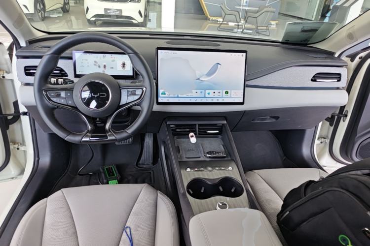 Used BYD Seal 06 DM-i Touring 2025 DM-i Touring High-End Model Center Console