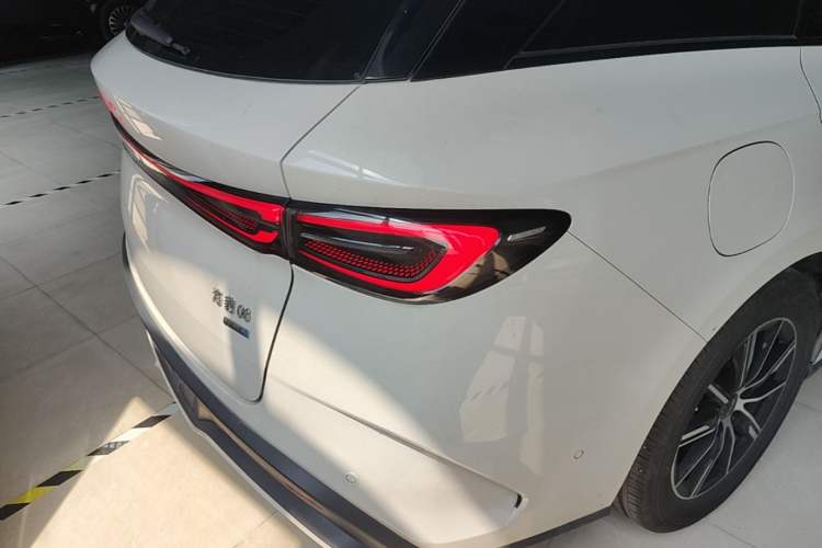 Used BYD Seal 06 DM-i Touring 2025 DM-i 80KM Prestigious Edition Right Rear Taillight