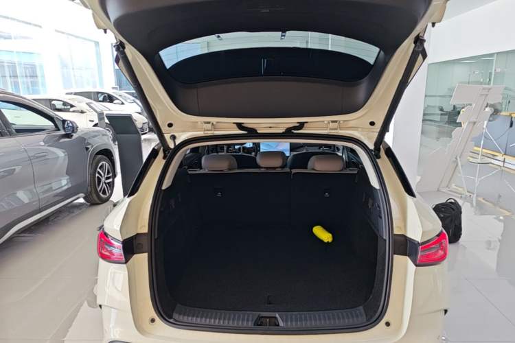 Used BYD Seal 06 DM-i Touring 2025 DM-i Touring High-End Model Trunk