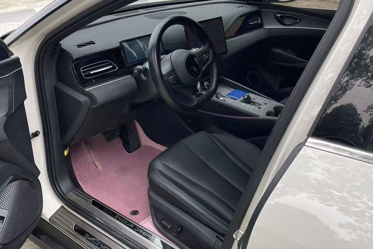 Used BYD Seal 06 New Energy 2024 DM-i 120KM Prestige Model Interior 3