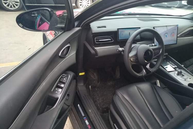 Used BYD Seal 06 New Energy 2024 DM-i 120KM Luxury Model Driver Seat