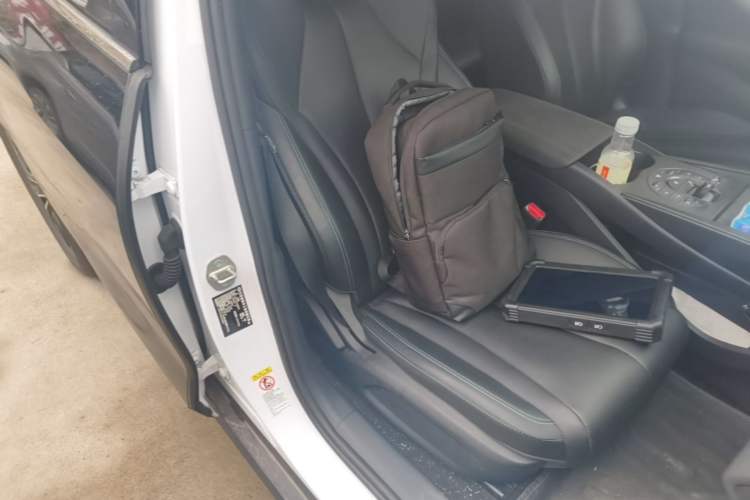Used BYD Seal 06 New Energy 2024 DM-i 80KM Prestige Model Right Front Seat