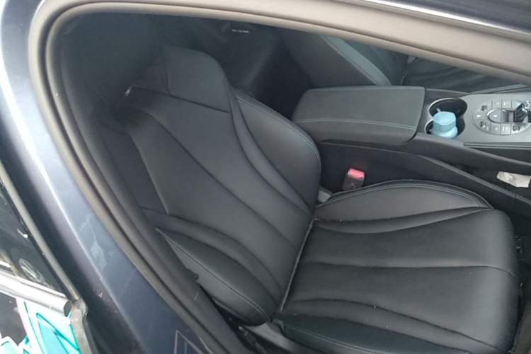 Used BYD Seal 06 New Energy 2024 DM-i 120KM Luxury Model Right Front Seat