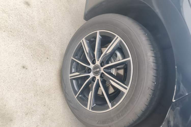 Used BYD Seal 06 New Energy 2024 DM-i 80KM Prestige Model Right Rear Wheel Hub