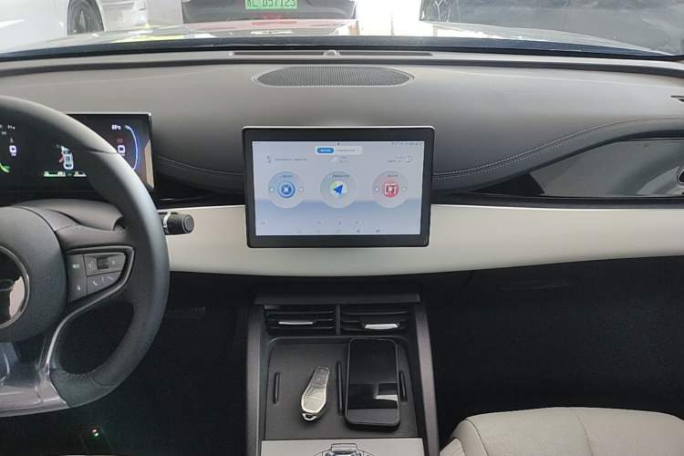 Used BYD Seal 06 New Energy 2024 DM-i 80KM Luxury Model Audio And AC Panel