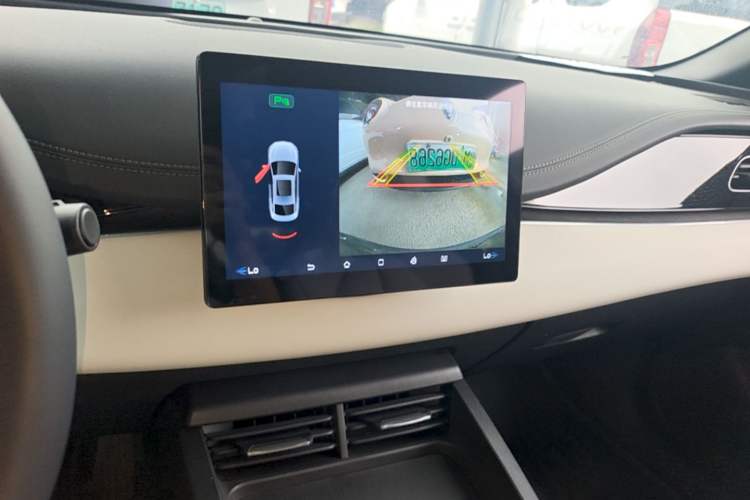Used BYD Seal 06 New Energy 2024 DM-i 80KM Luxury Model Audio And AC Panel