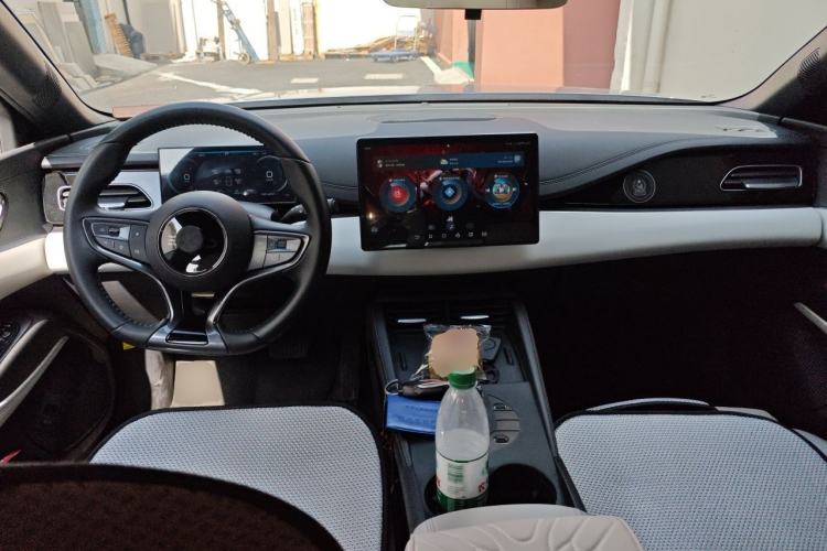 Used BYD Seal 06 New Energy 2024 DM-i 120KM Luxury Model Center Console
