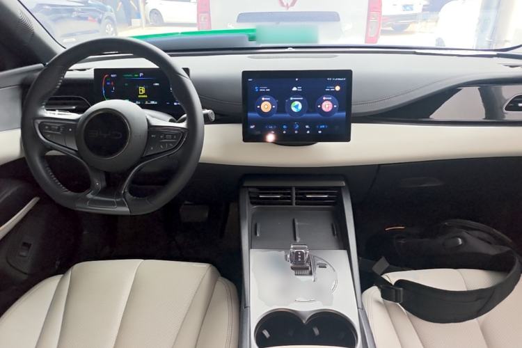 Used BYD Seal 06 New Energy 2024 DM-i 80KM Luxury Model Center Console