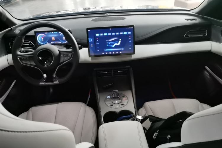 Used BYD Seal 06 New Energy 2024 DM-i 120KM Prestige Model Center Console