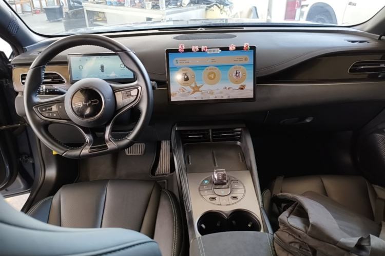 Used BYD Seal 06 New Energy 2024 DM-i 80KM Prestige Model Center Console