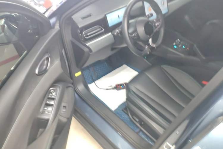 Used BYD Seal 06 New Energy 2024 DM-i 80KM Prestige Model Driver Seat