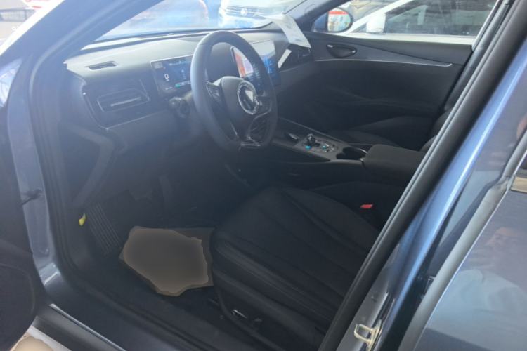 Used BYD Seal 06 New Energy 2024 DM-i 80KM Prestige Model Driver Seat
