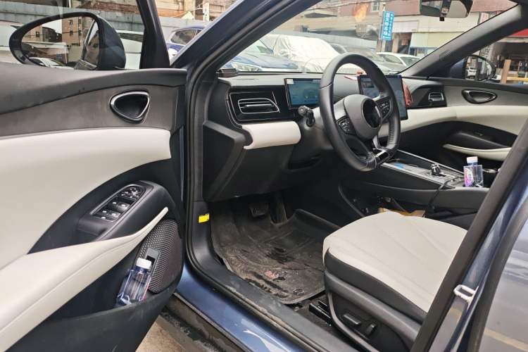 Used BYD Seal 06 New Energy 2024 DM-i 120KM Prestige Model Driver Seat